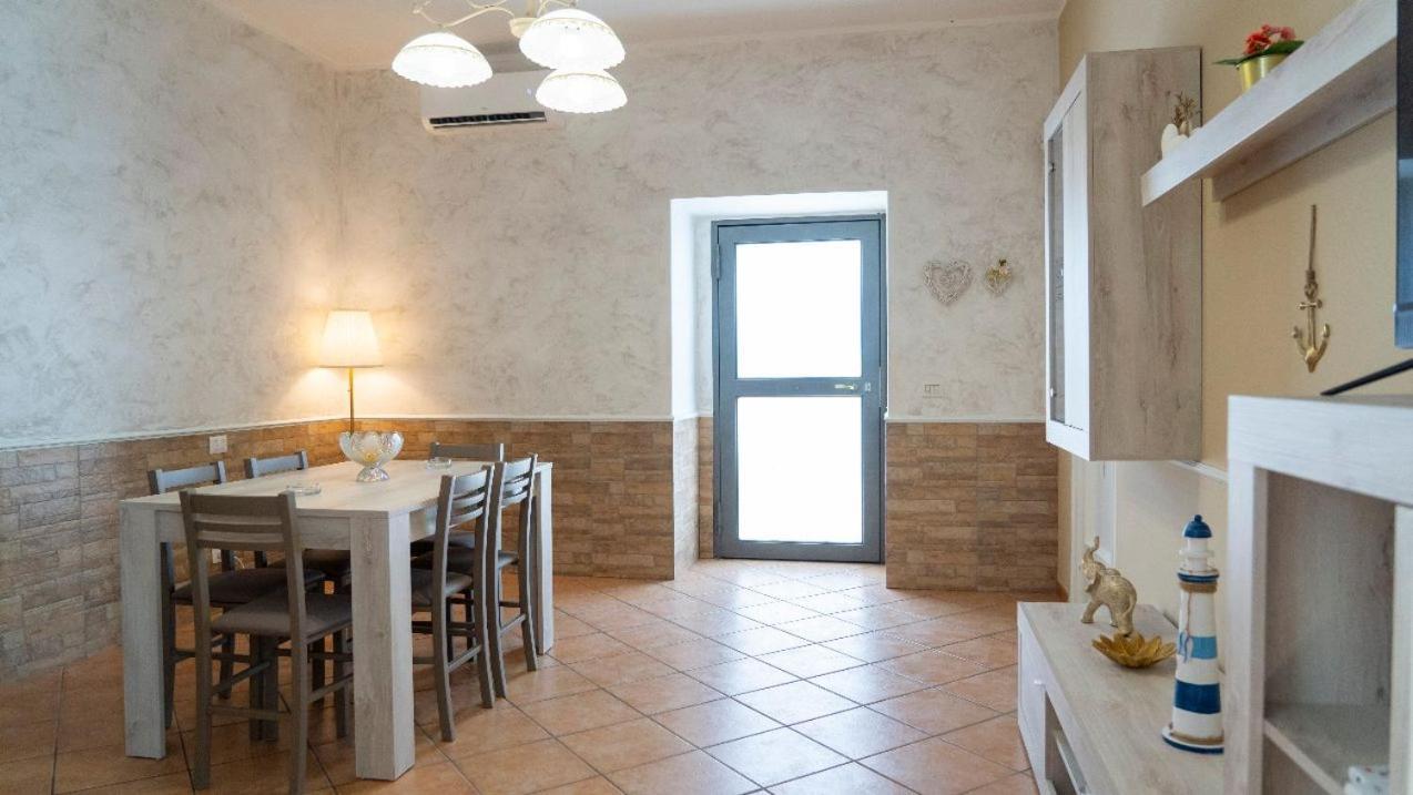 238 Holiday House كاتانيا المظهر الخارجي الصورة
